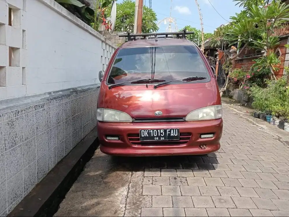 Mobil Daihatsu Espass tahun 2001