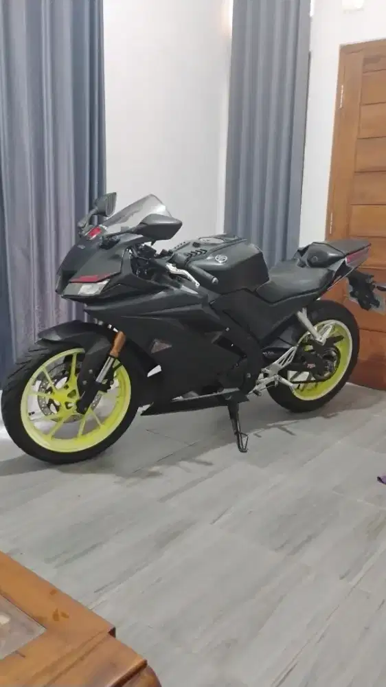 Yamaha r15 v3 2017 ab bantul