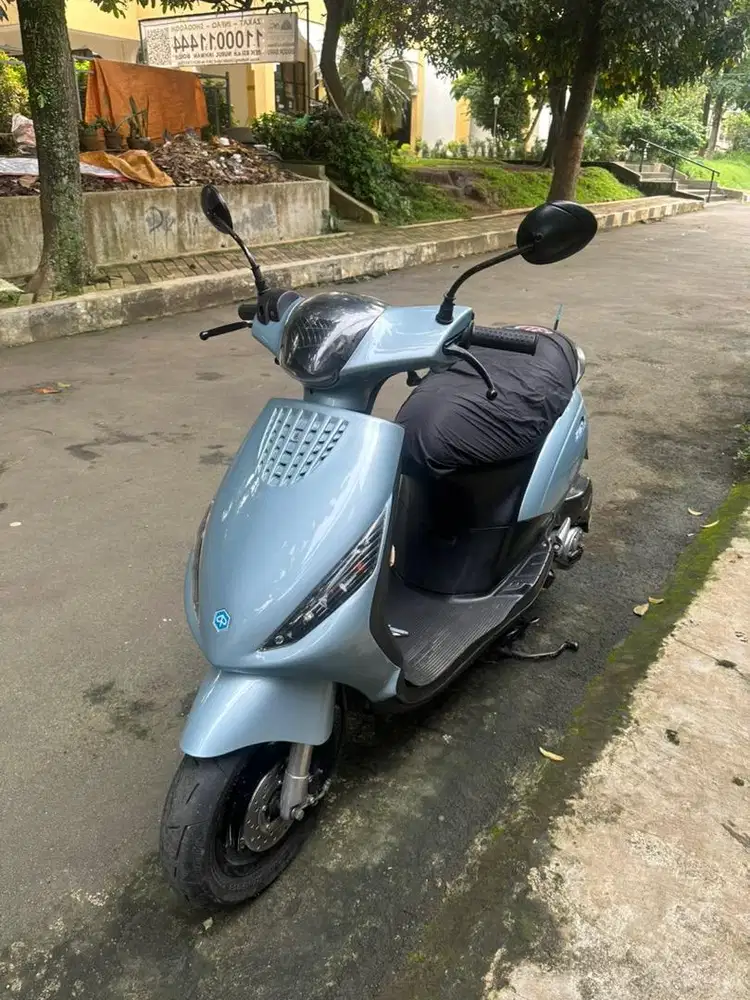 Piaggio zip italy 2010 silver