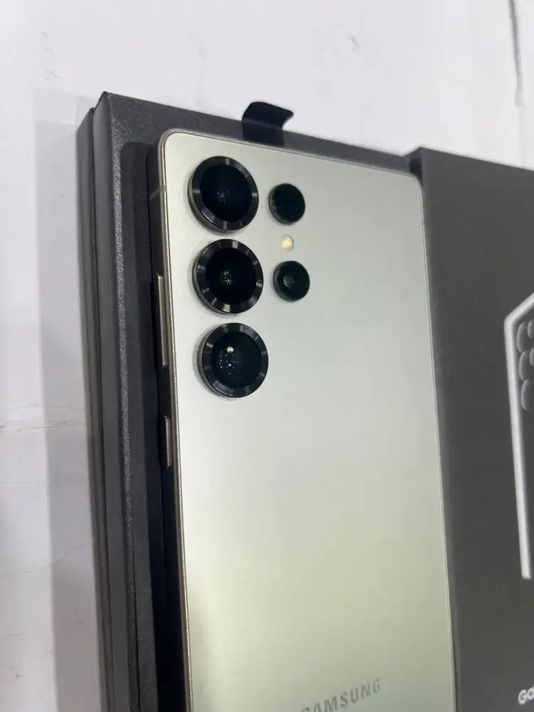 Samsung s25 ultra 5g ram 12/512gb like new