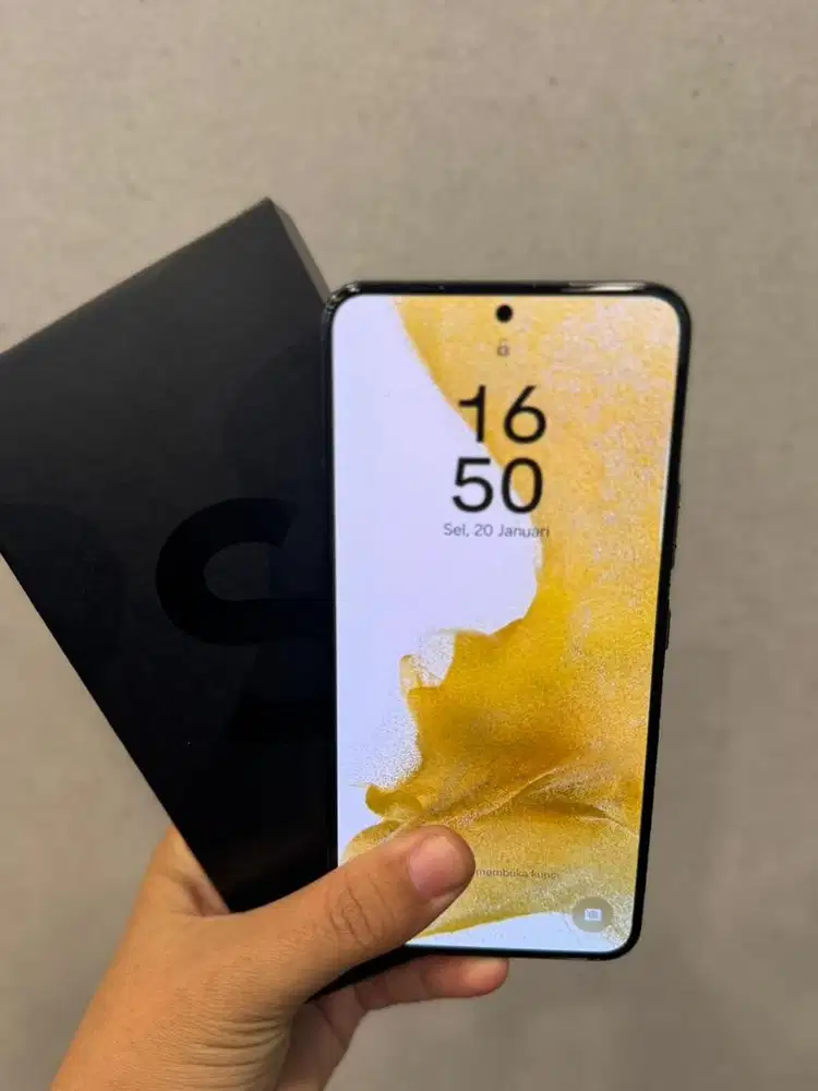 Samsung S22 Black 8/256