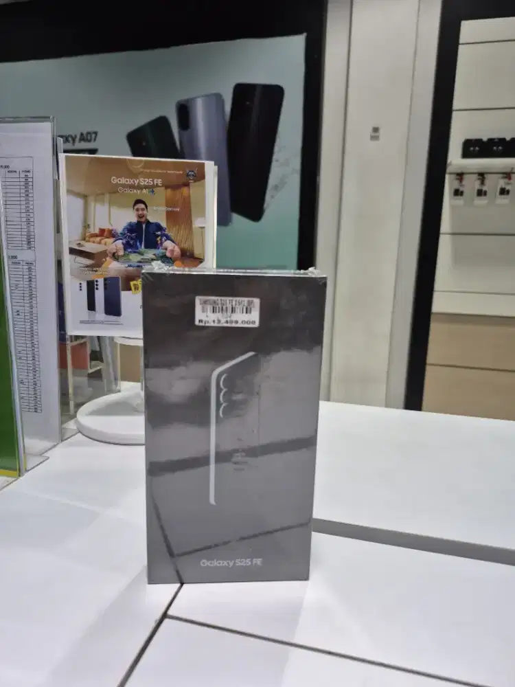 Samsung Galaxy S25 FE 8+8/512 Atlantis Dahsyat