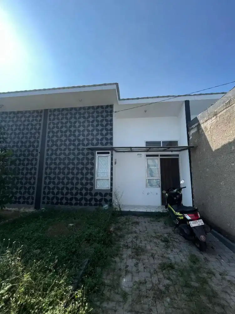 Take over rumah di perumahan batik karawang