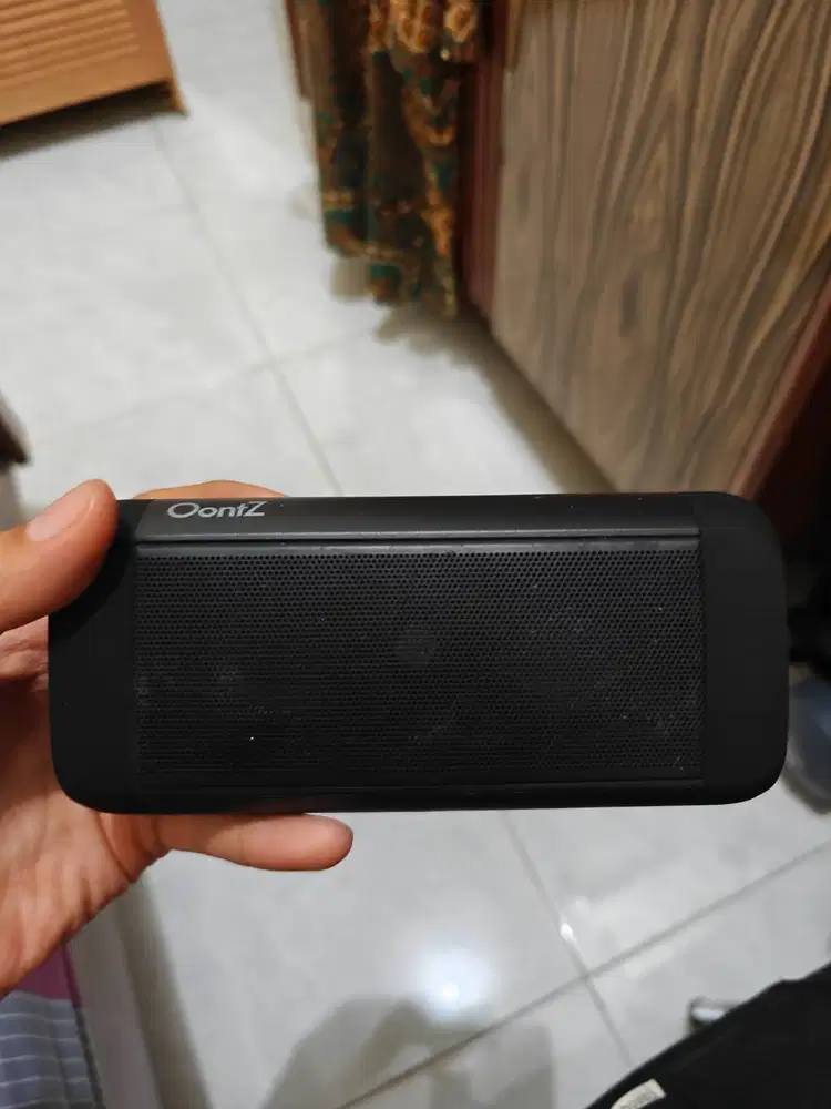 SPEAKER OONTZ ANGLE 3 ULTRA – Suara Ngebass, Baterai 20 Jam, IPX7
