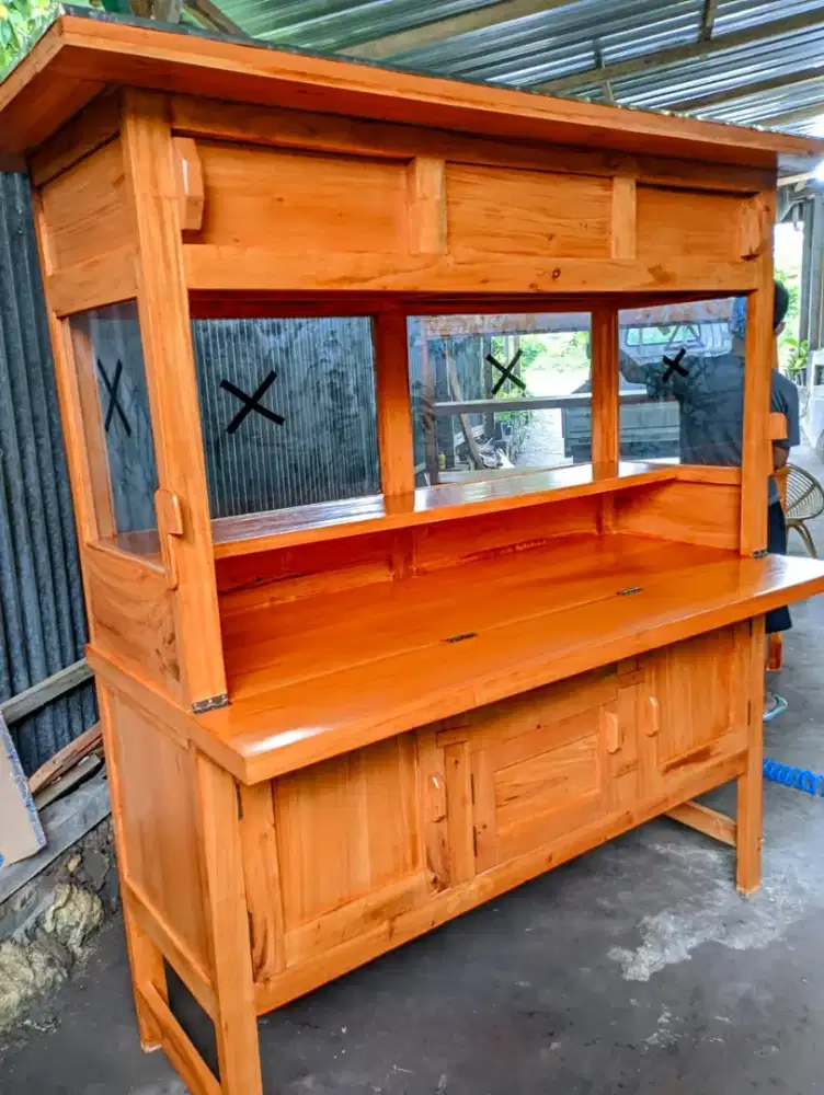 Gerobak nasi goreng, gerobak angkringan, gerobak mie ayam bakso, dll