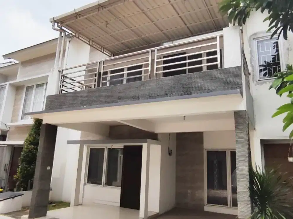 Rumah Sangat Bagus dan Murah 2 Lantai Komplek Pajak Cluster Cipadu