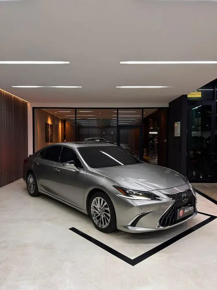 Lexus ES300H 2024 ES300 Hybrid Sonic Titanium Nik 2023 B71NIN Km16rb