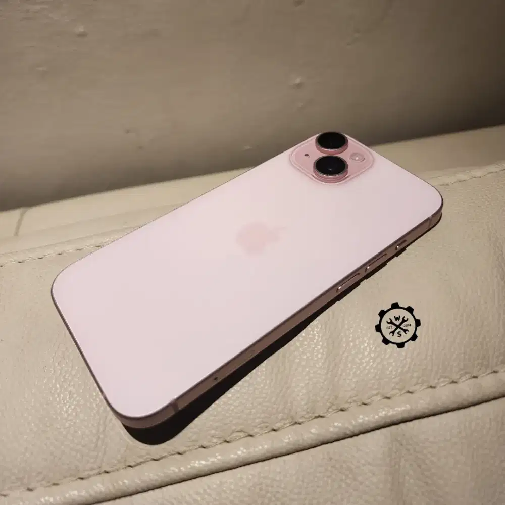 Apple iPhone 15 128gb Pink Resmi iBOX IMEI Mulus Fullset Case