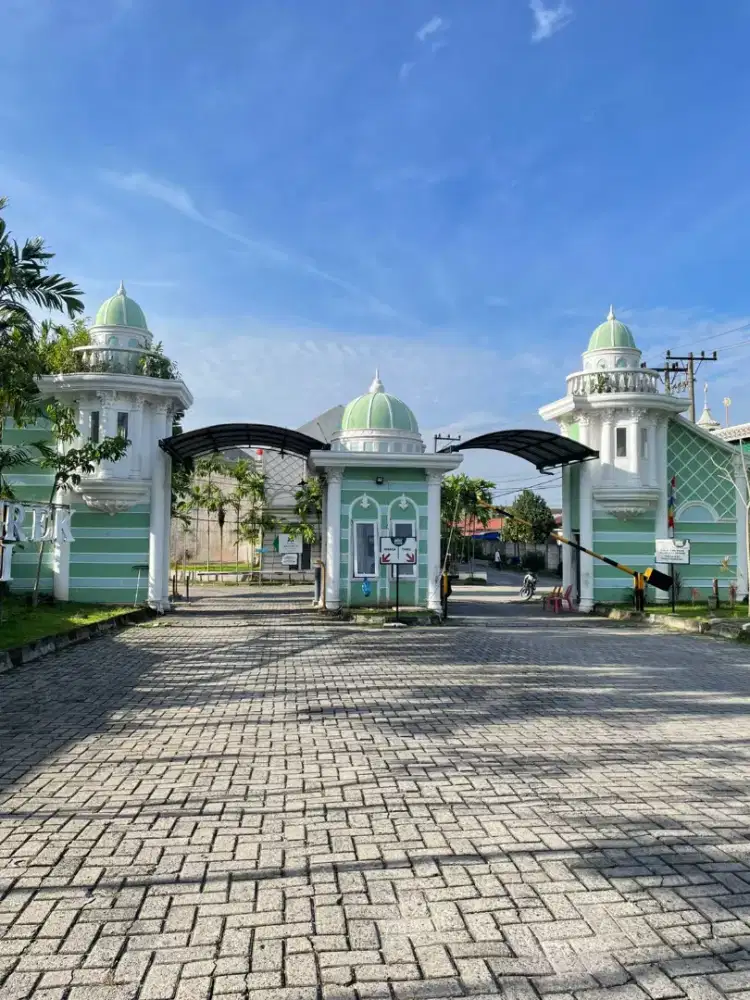 TAMAN ANGGREK SETIABUDI ADA KOLAM RENANG