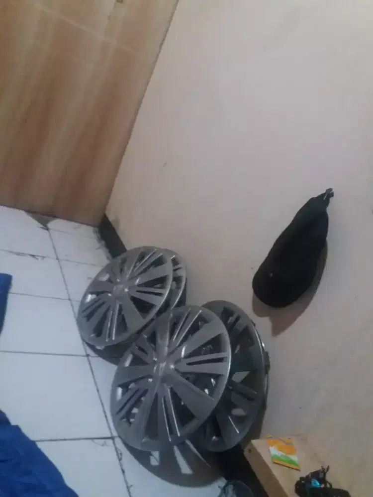 Jual Dop mobil Daihatsu Sigra harga bisa nego