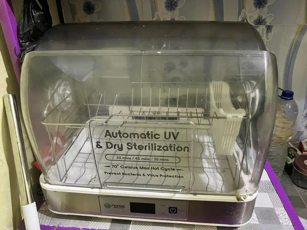 Steril botol dan alat makan bayi Automatic UV & Dry sterilization