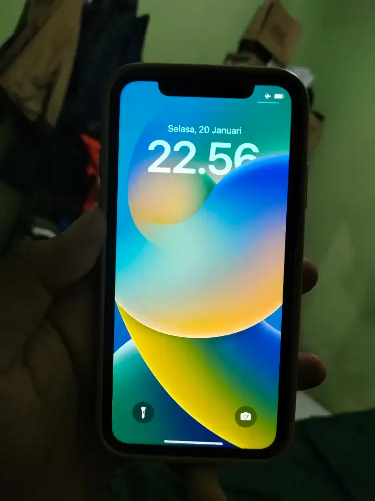 IPHONE XR 256GB starlight