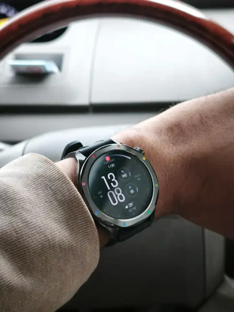 Xiaomi Watch S4 Rainbow Edition