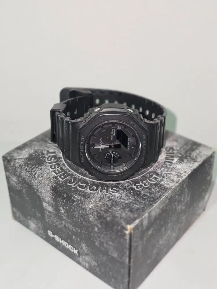 Casio G-Shock Special Color GA-B2100-1A1DR Tough Solar Digital Analog