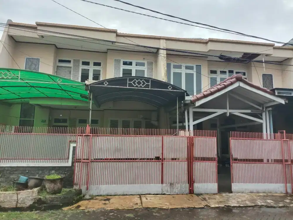 Jual rumah di Victoria Park residence