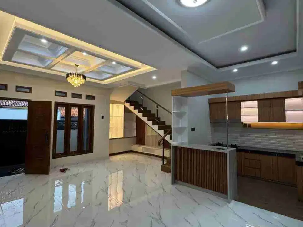 Rumah Mewah Baru Strategis Tengah kota Banyuanyar Banjarsari SOLO Surakarta