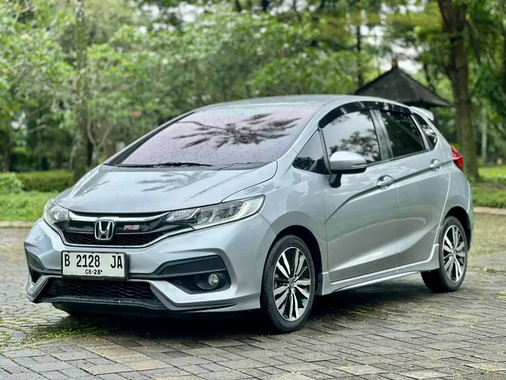 HONDA JAZZ 1.5 RS AT 2018 SUPER MULUS & TERAWAT
