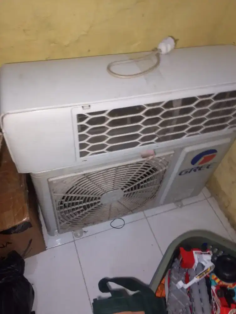 jual BU AC merk gree ½pk