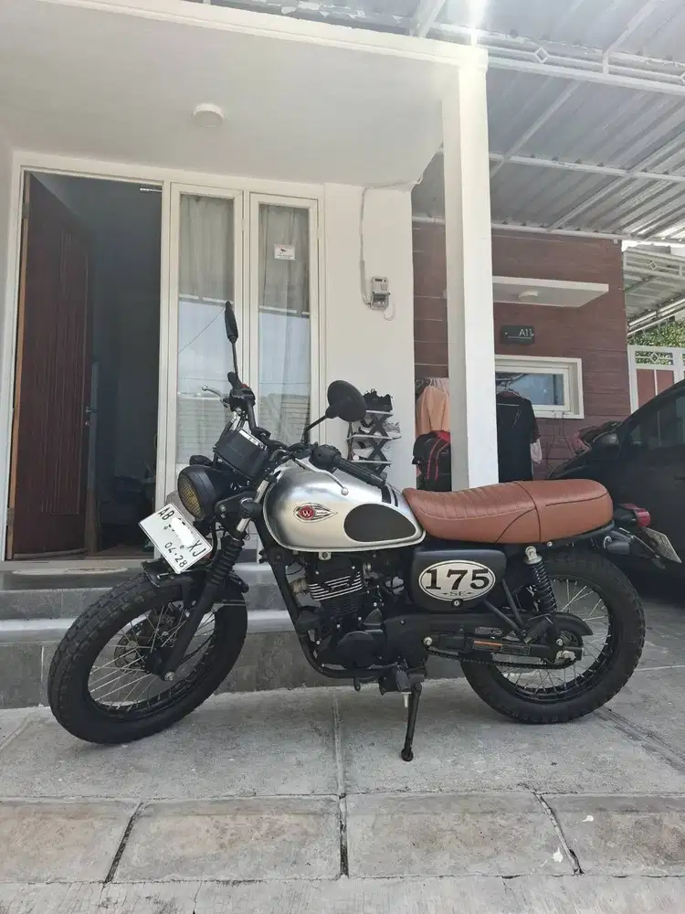 Jual Kawasaki W175 SE 2018 antik