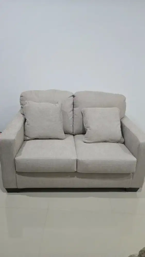 jual sofa baru Ashley baru