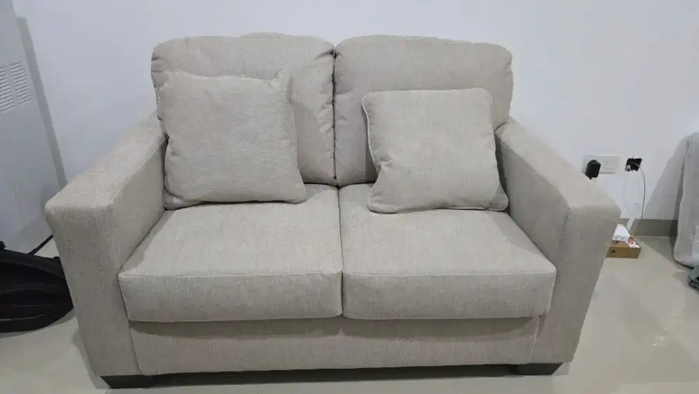 jual sofa baru Ashley baru