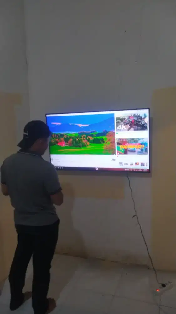 BREKET LED TV/BRAKET TV/BRIKET TV/BRACKET TV/GANTUNGAN TV