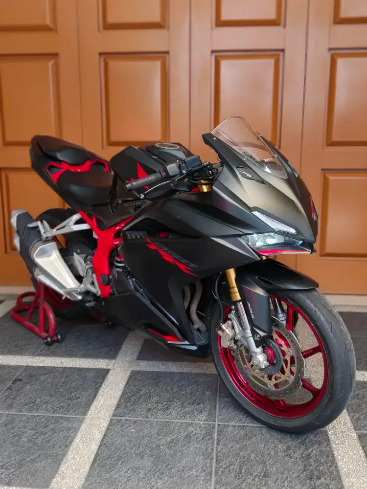 HONDA CBR 250 RR 2019