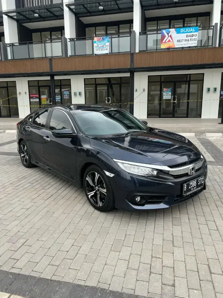 HONDA CIVIC 1.5 TURBO RS AT 2017 TERAWAT & SIAP PAKAI
