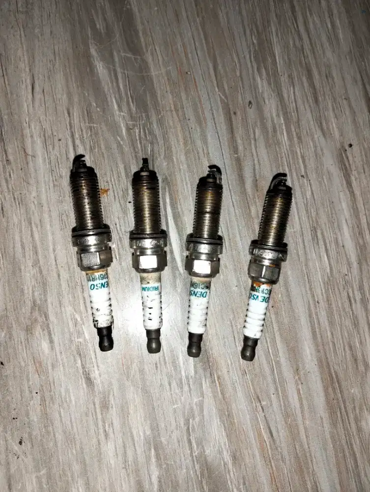 4 Busi Iridium & 3 Busi NGK biasa
