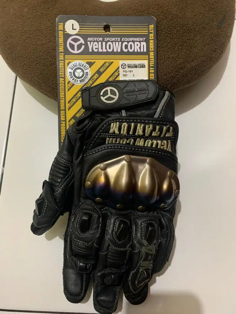 Jual sarung tangan Yellow Corn