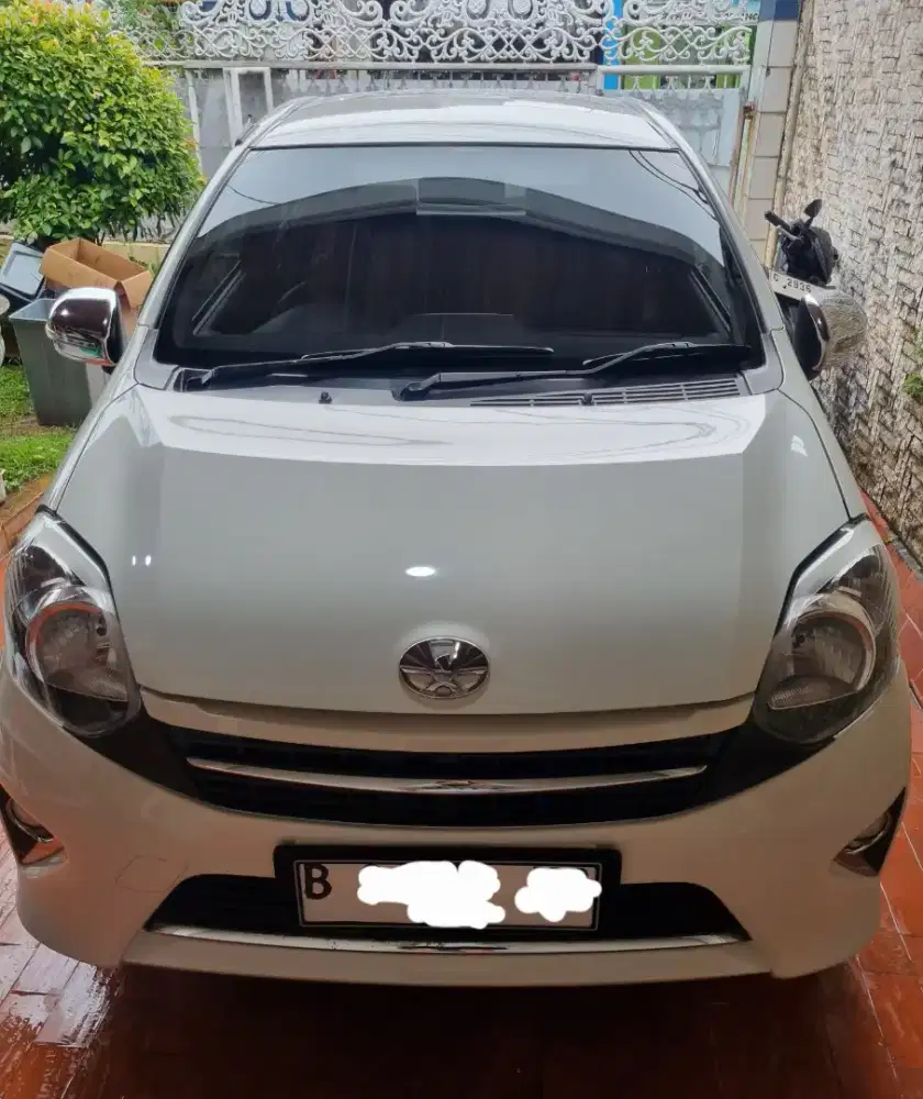 Toyota Agya G A/T 2014 akhir putih antik