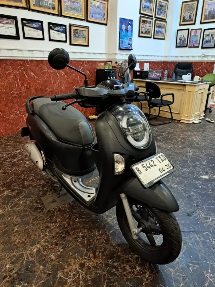 DP 1JUTA NEW SCOOPY PRESTIGE 2025 CASH KREDIT BISA TUKARTAMBAH