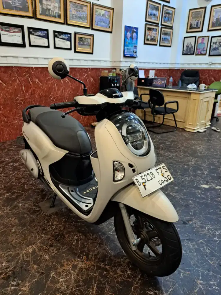 DP 2.5JT NEW SCOOPY PRESTIGE 2025 CASH KREDIT BISA TUKARTAMBAH