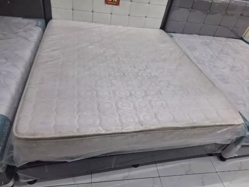 Springbed pillow top