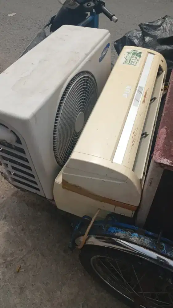 Punya ac rusak jual ny disini