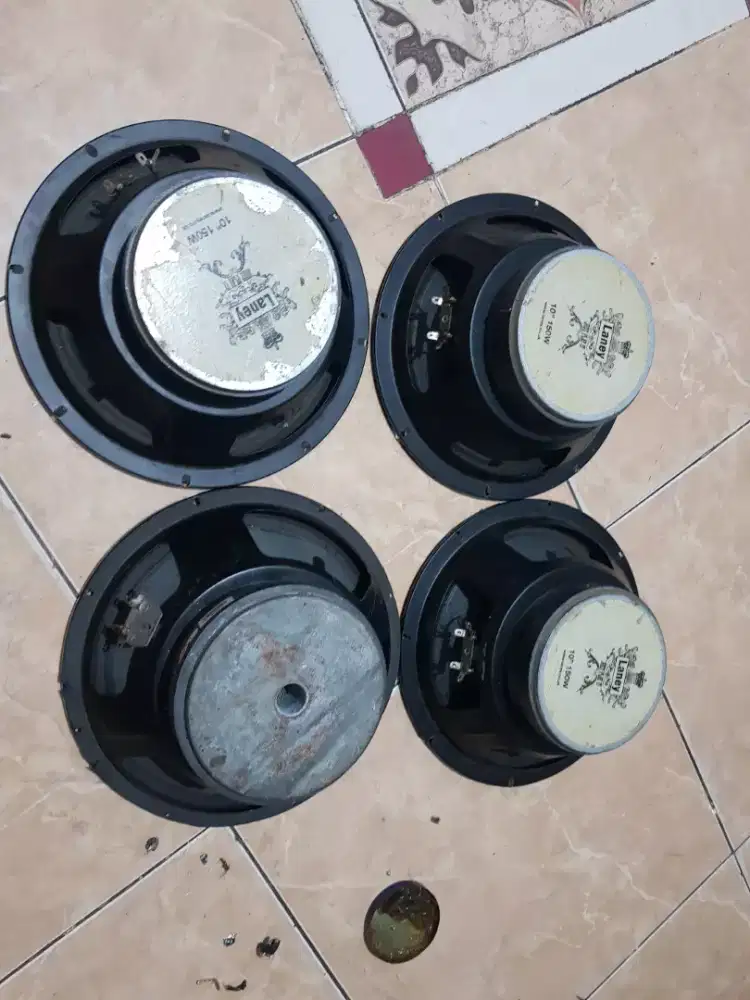 4 unit speaker laney england 10 inch