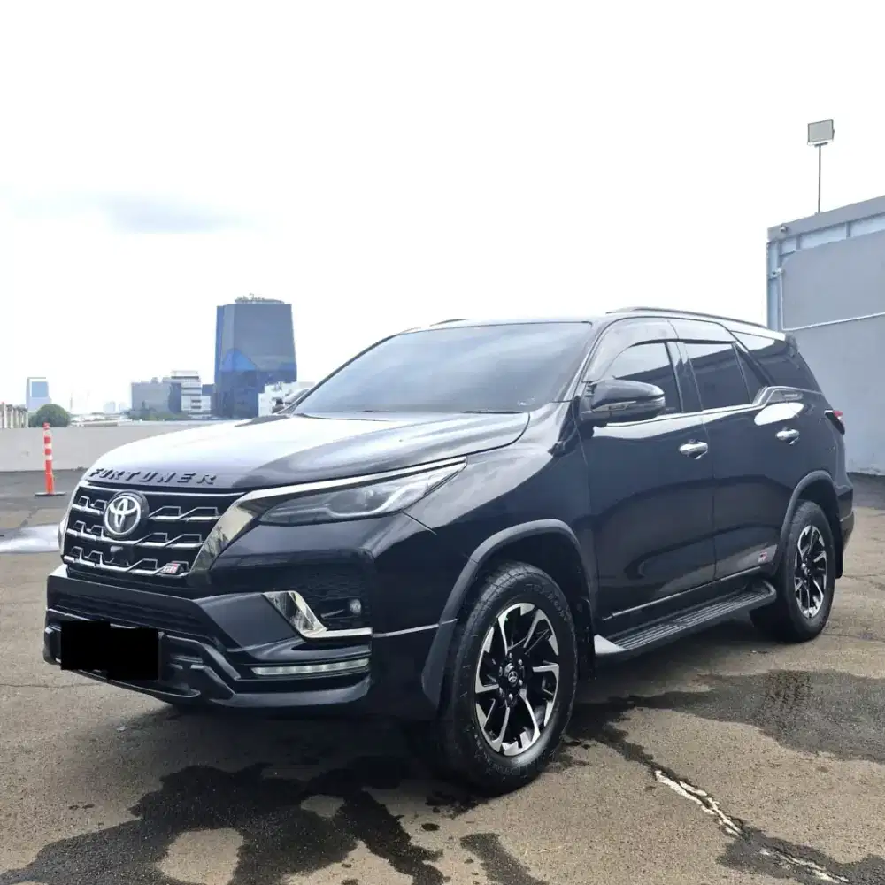 Toyota Fortuner 2.8 VRZ GR Tetradrive 4x4 2022 Black KM 33rb ATPM