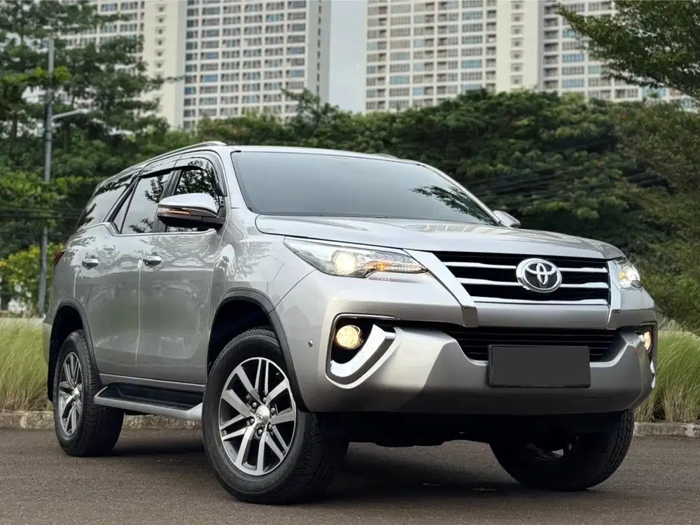 Toyota Fortuner VRZ 2017 LOW KM