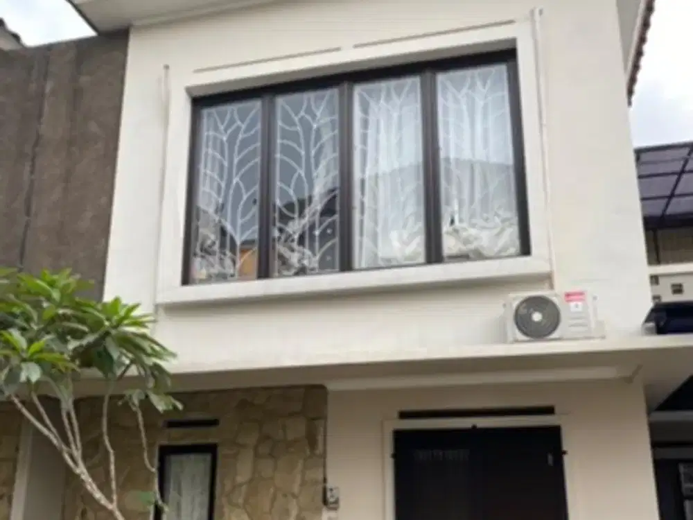 Dijual Rumah Cantik Siap Huni 2 Lantai Dalam Cluster De Aruna Residence