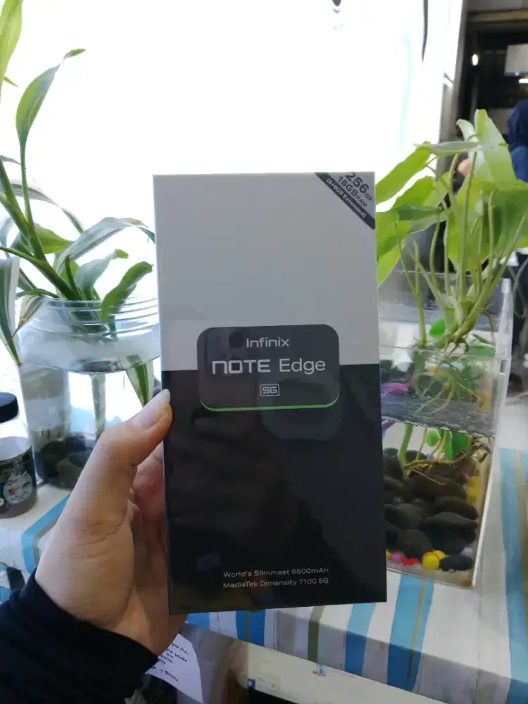 Infinix Note Edge 5G 8/256 Baru
