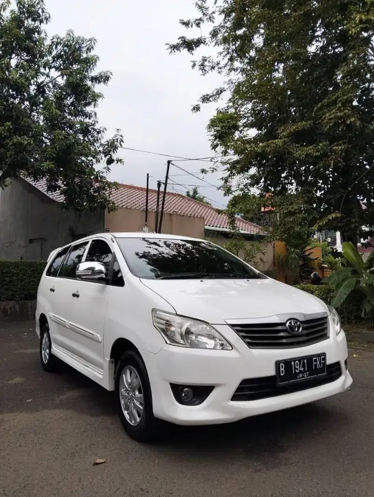 KIJANG INNOVA 2.5 MANUAL 2012