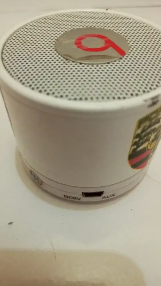 Dijual mini speaker kondisi dan suara ok