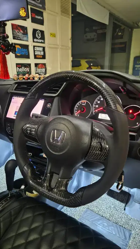 Stir Carbon Kevlar Brio Mobilio BRV