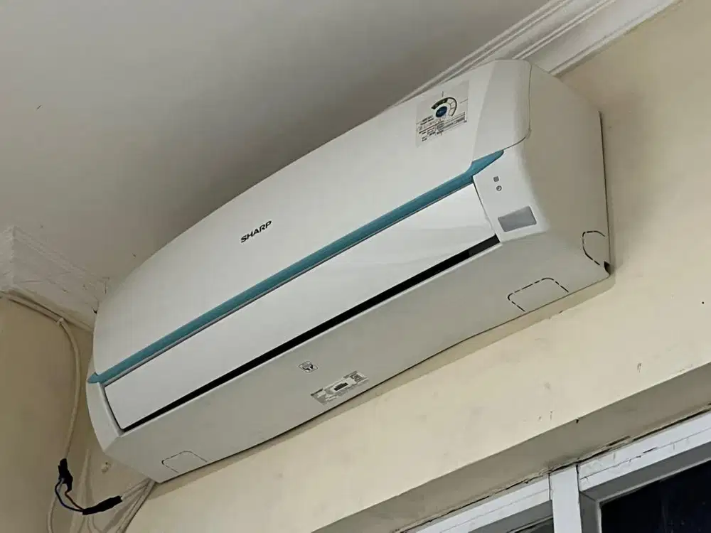 AC SHARP 1.5PK JARANG PAKAI