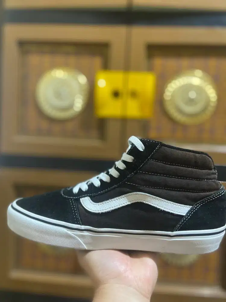 Sepatu VANS Ward HI size 41 Original