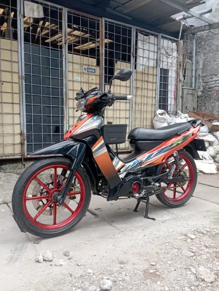 Yamaha F1ZR 2004 Orange Ganteng Mulus Murmer