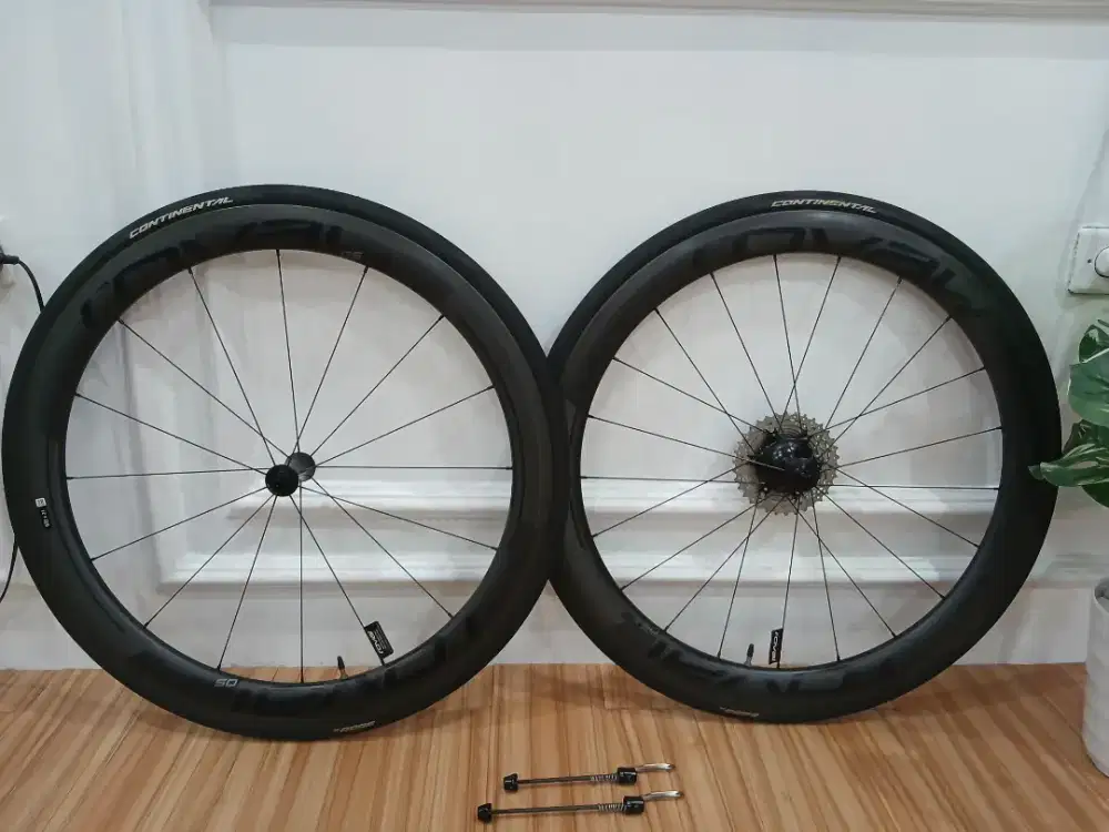 WHEELSET ROADBIKE ROVAL CL50 RIMBRAKE CARBON ORIGINAL 50MM SECOND