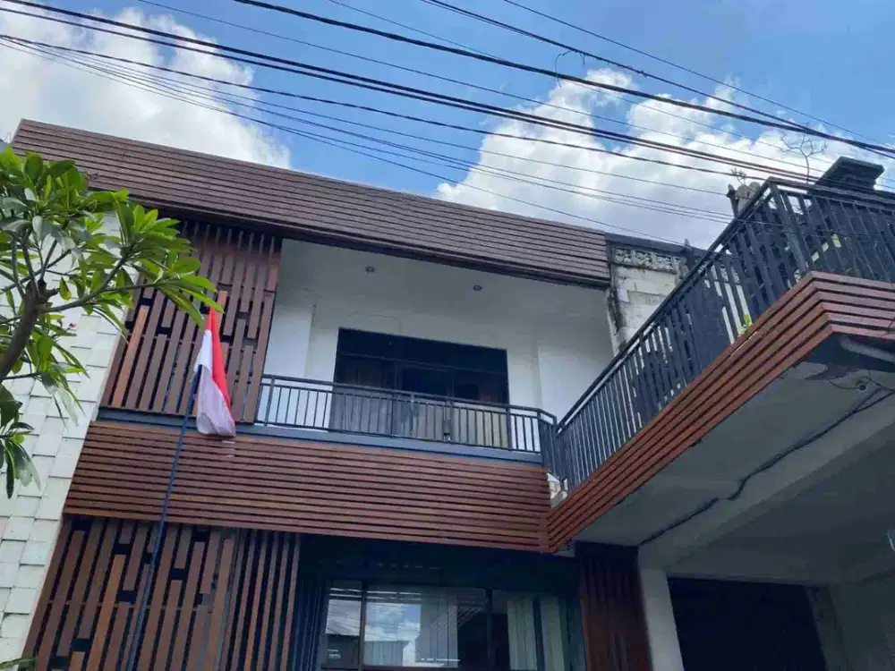 dijual bangunan kantor lantai 2 ubung