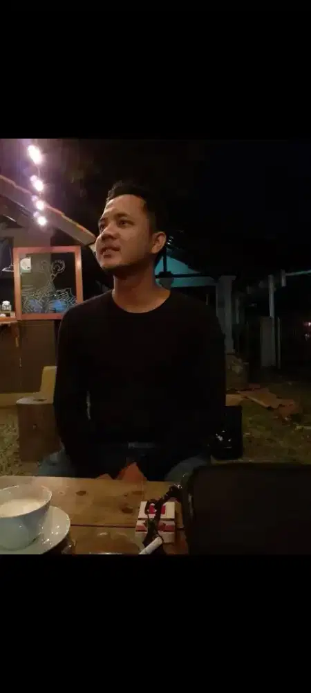 sedang mencari pekerjaan sebagai driver