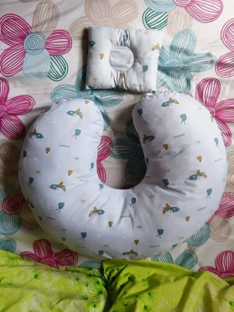 Bantal menyusui omiland